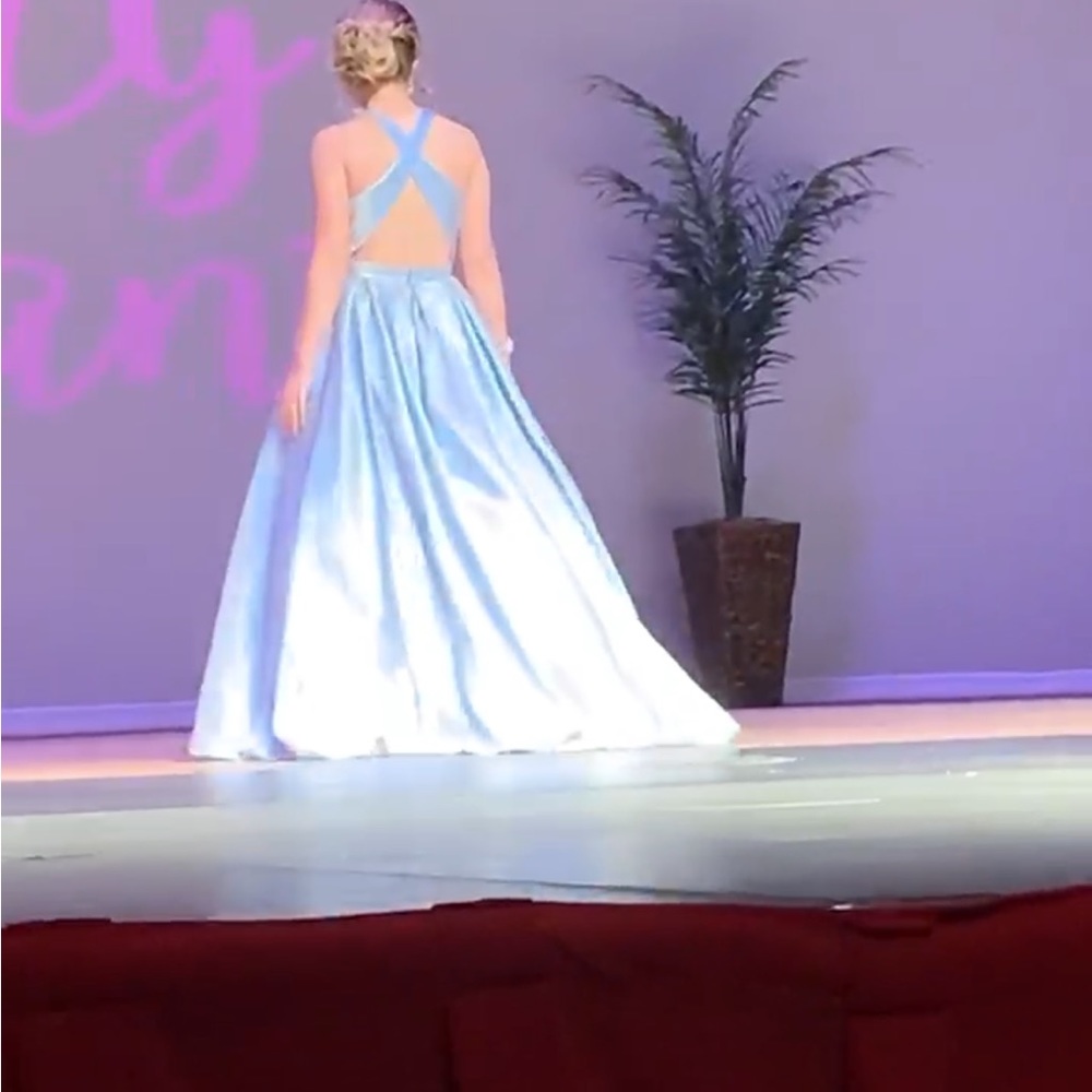 sherri hill ball gown